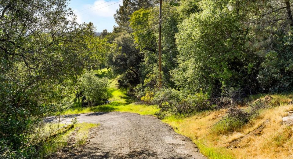 Iron Mine Rd, Auburn, CA 95602 Photo