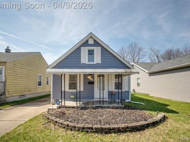15843 Knight, Redford Twp, MI 48239