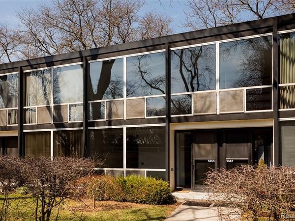 1345 Joliet Place, Detroit, MI 48207