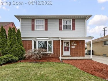 6716 Rosedale Boulevard, Allen Park, MI 48101