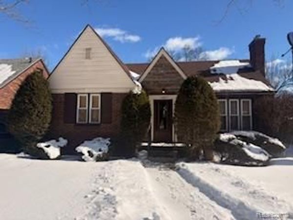 14882 E Piedmont Street, Detroit, MI 48223