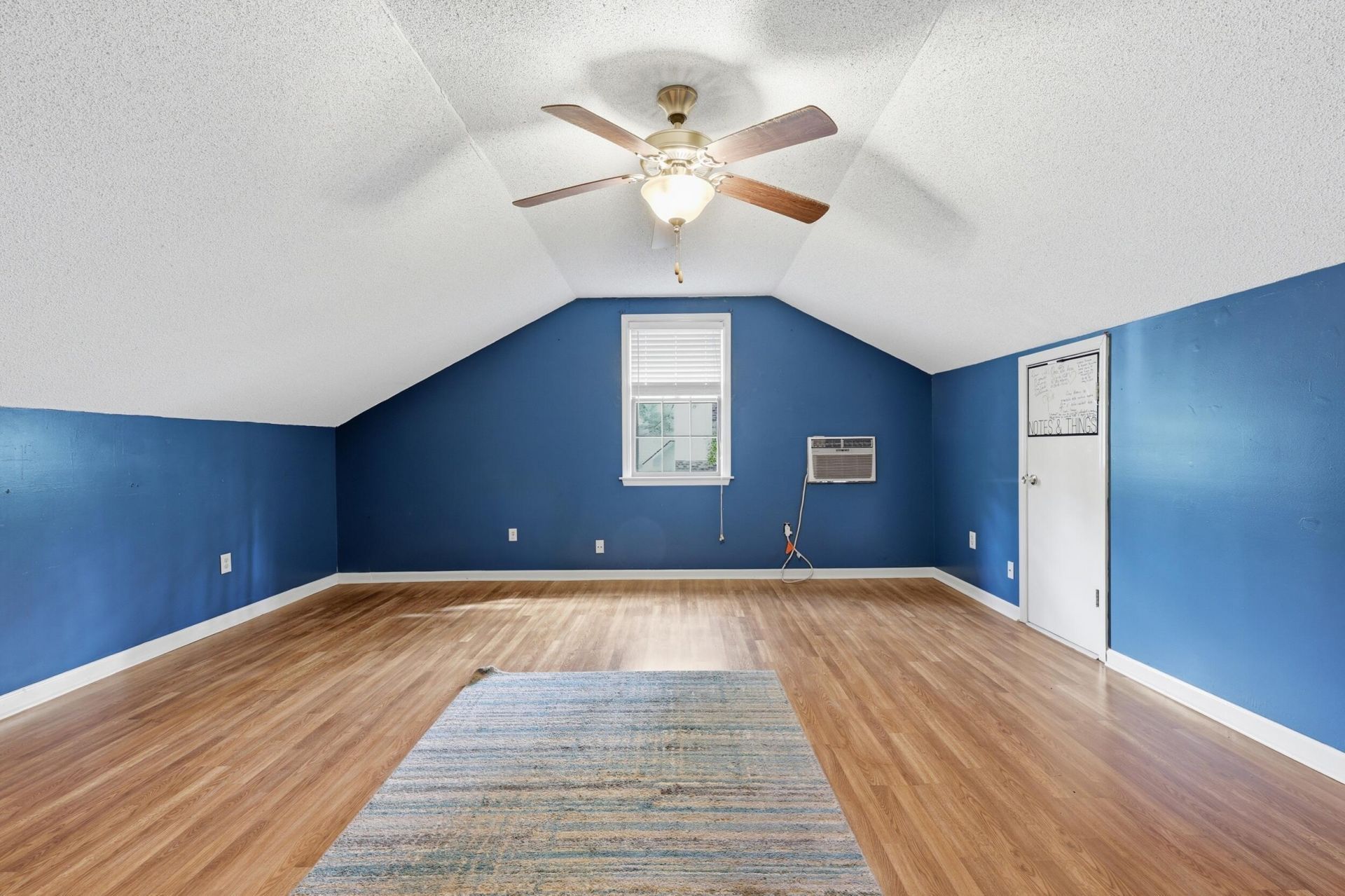 122 Southwold Circle Photo 20