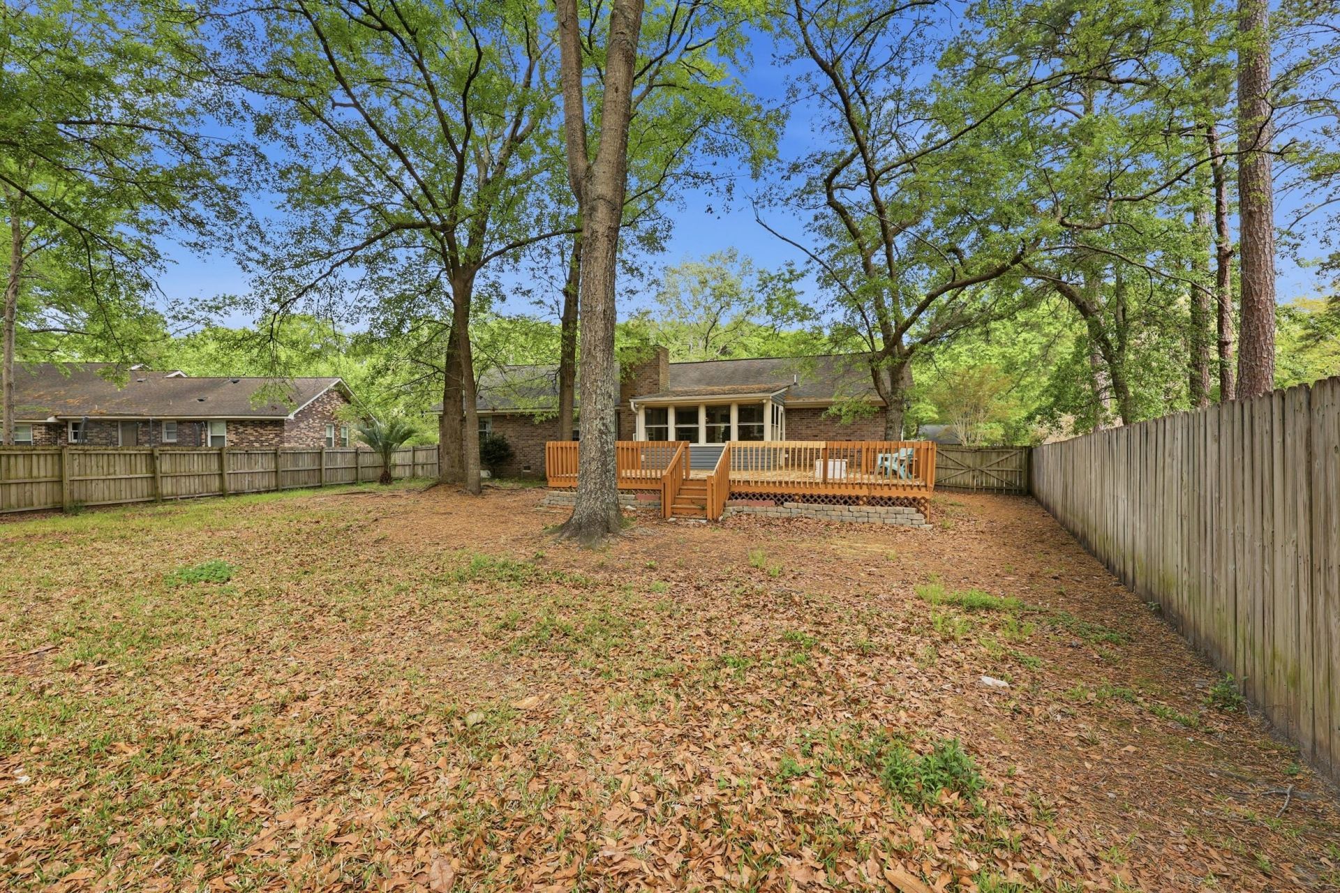 122 Southwold Circle Photo 27