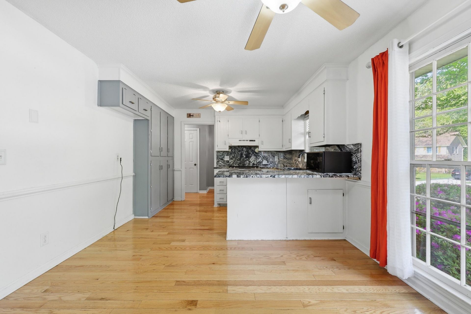 122 Southwold Circle Photo 7