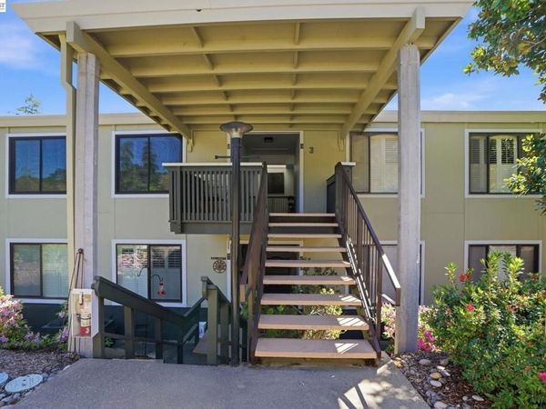 1732 Oakmont Dr, Unit 4, Walnut Creek, CA 94595
