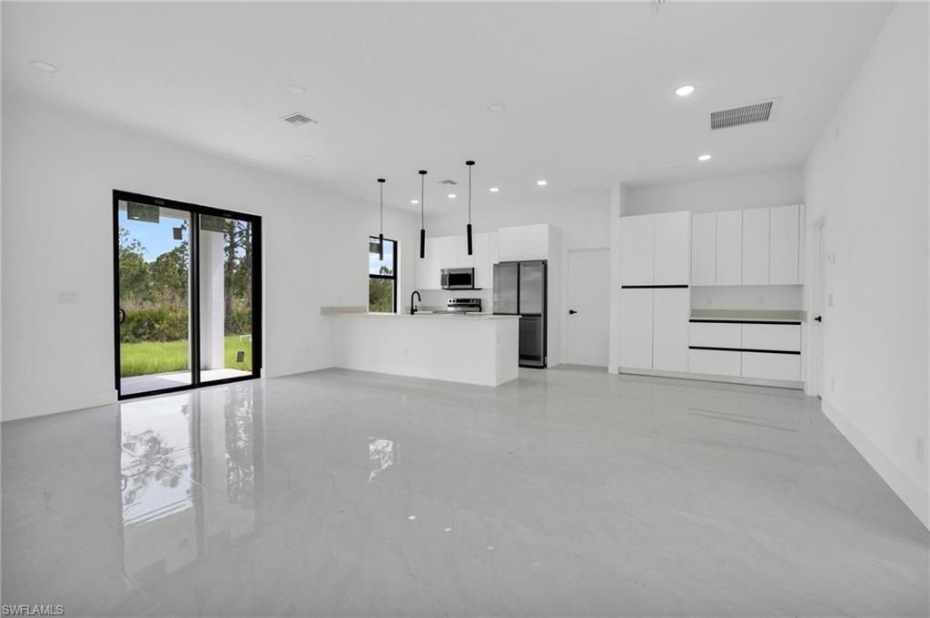 532 Lone Star Ln , Lehigh Acres, FL 33974 Photo