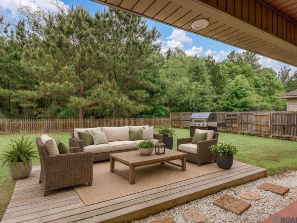 17761 H S Brignac Dr, French Settlement, LA 70733