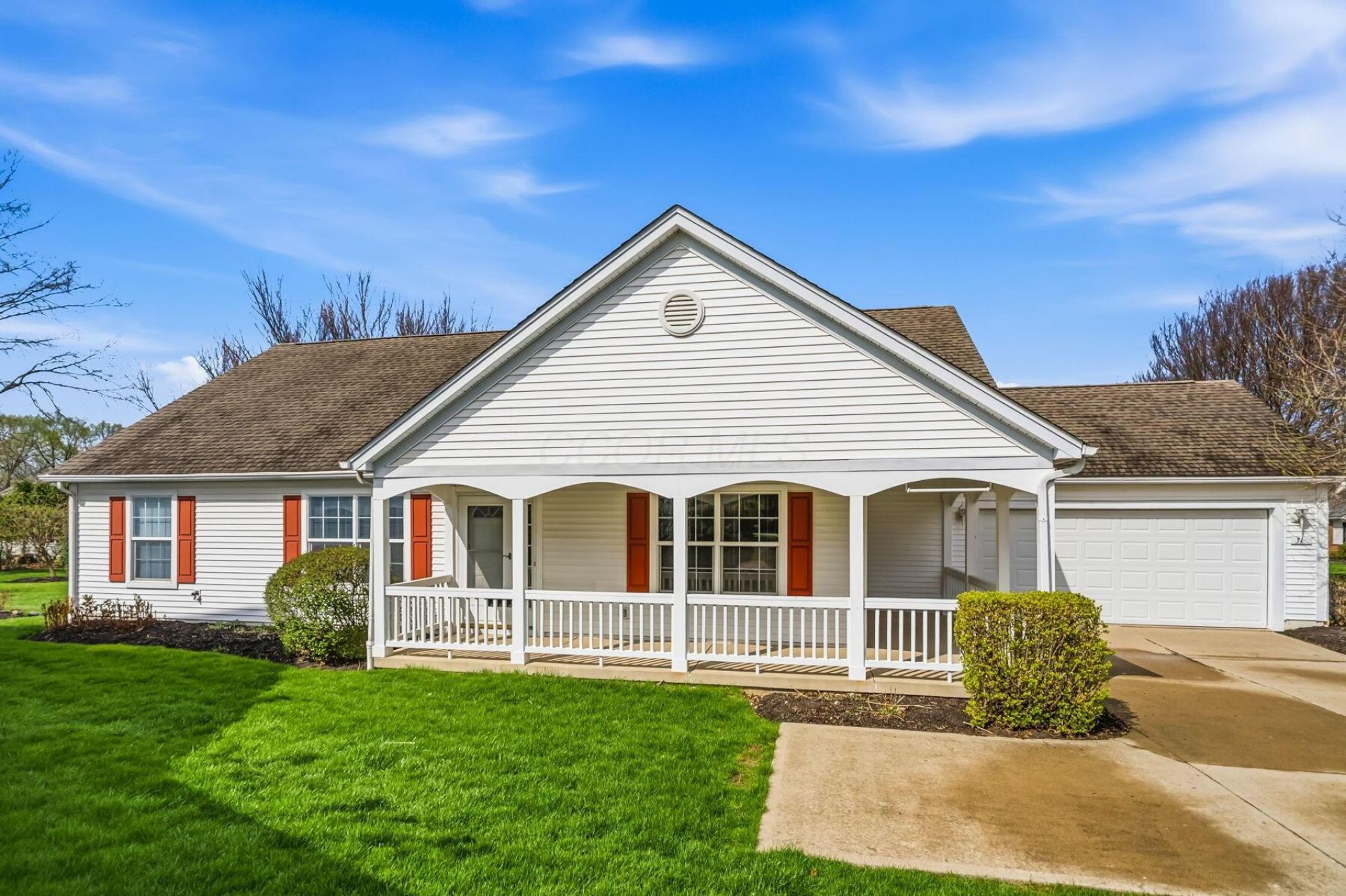 31 Berkshire Commons Drive, Westerville, OH 43082 Main Photo