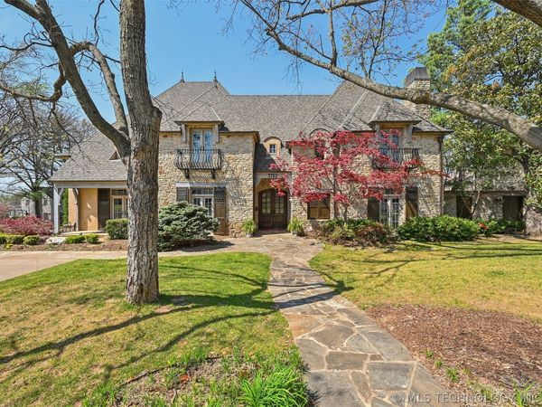 3752 S Xanthus Avenue, Tulsa, OK 74105