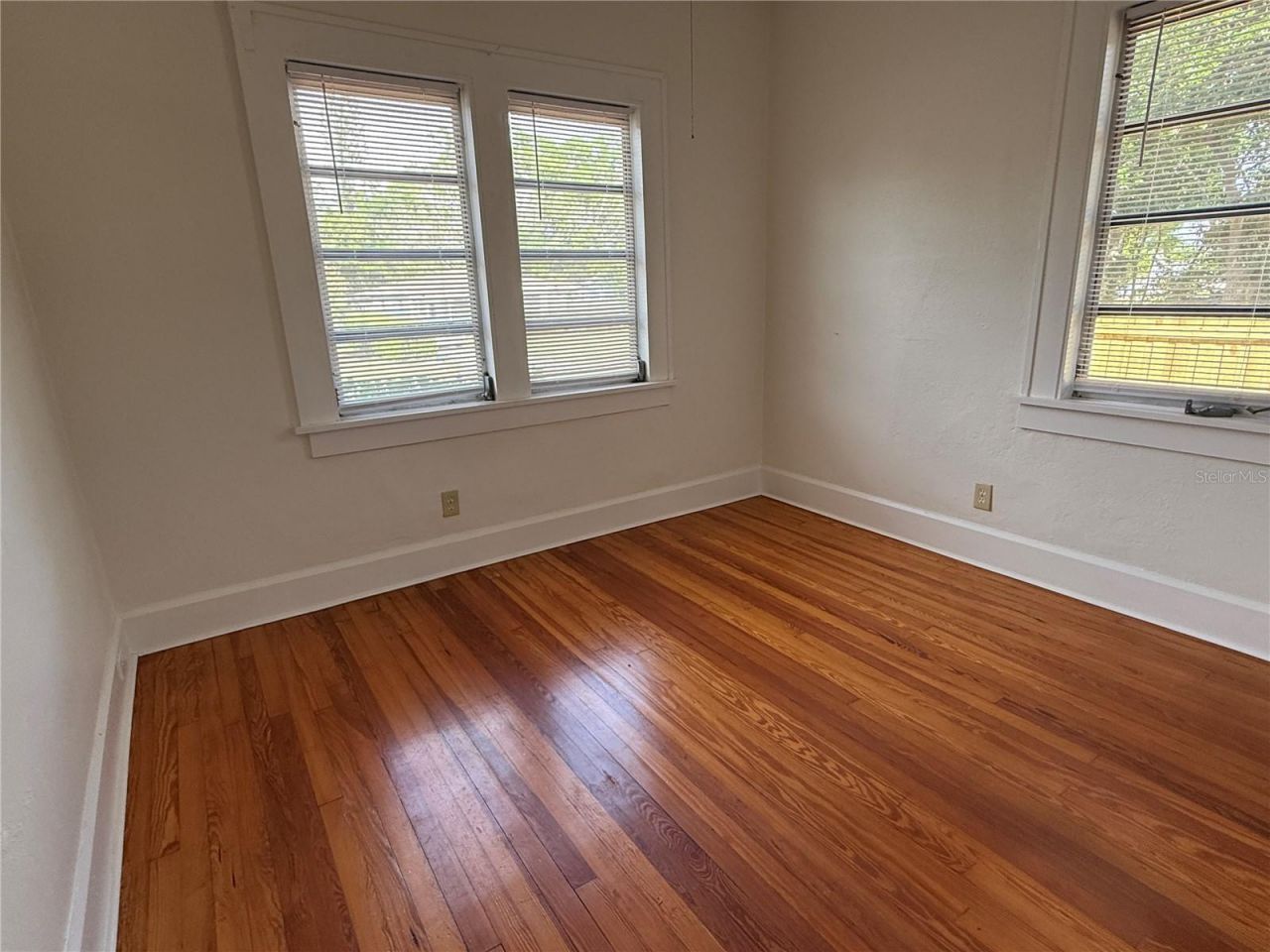 4666 Iris Street N, Saint Petersburg, FL 33714 Photo