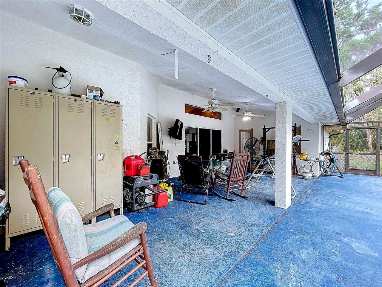 8402 Southwood Pines Street, Lithia, FL 33547 Photo