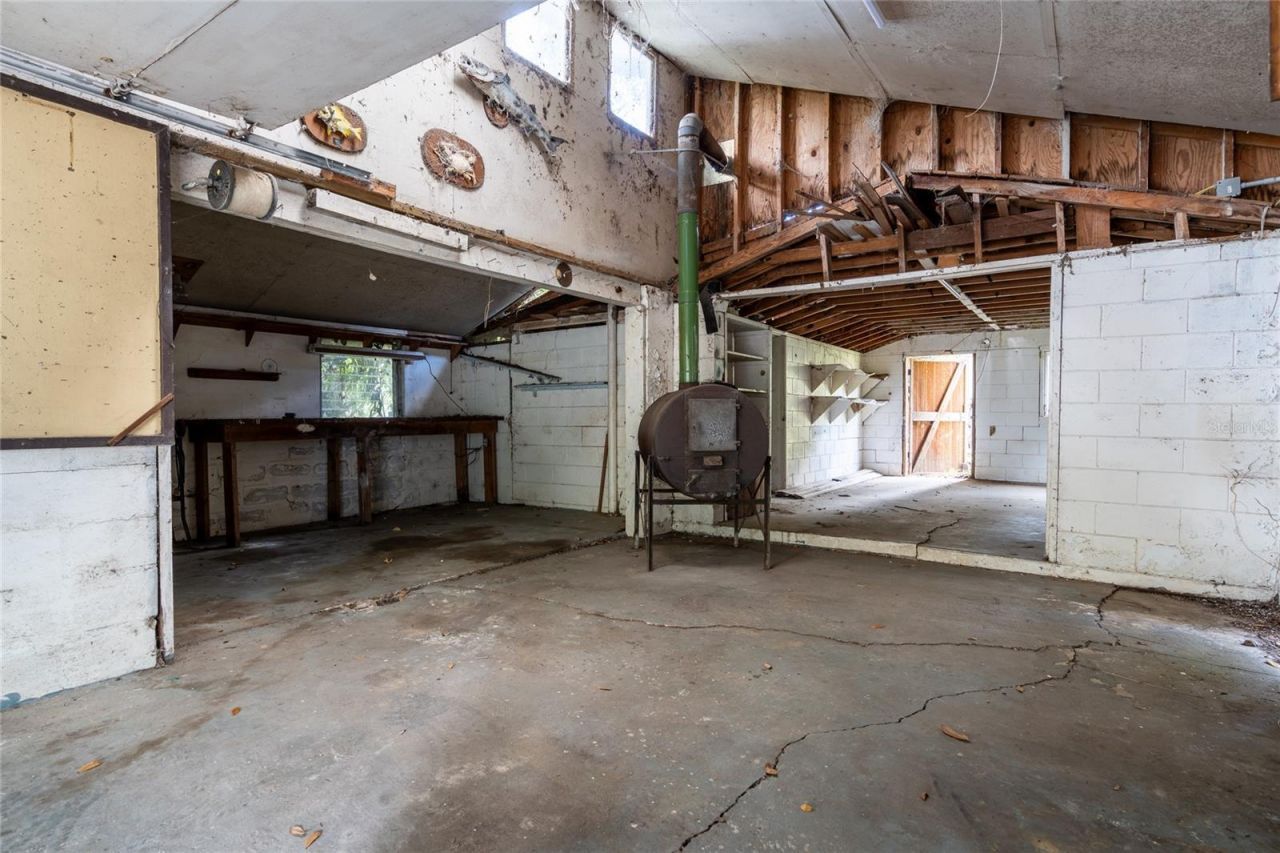 5560 Park Avenue, De Leon Springs, FL 32130 Photo