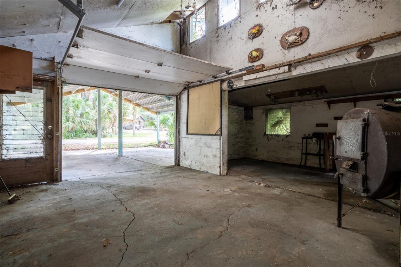 5560 Park Avenue, De Leon Springs, FL 32130 Photo