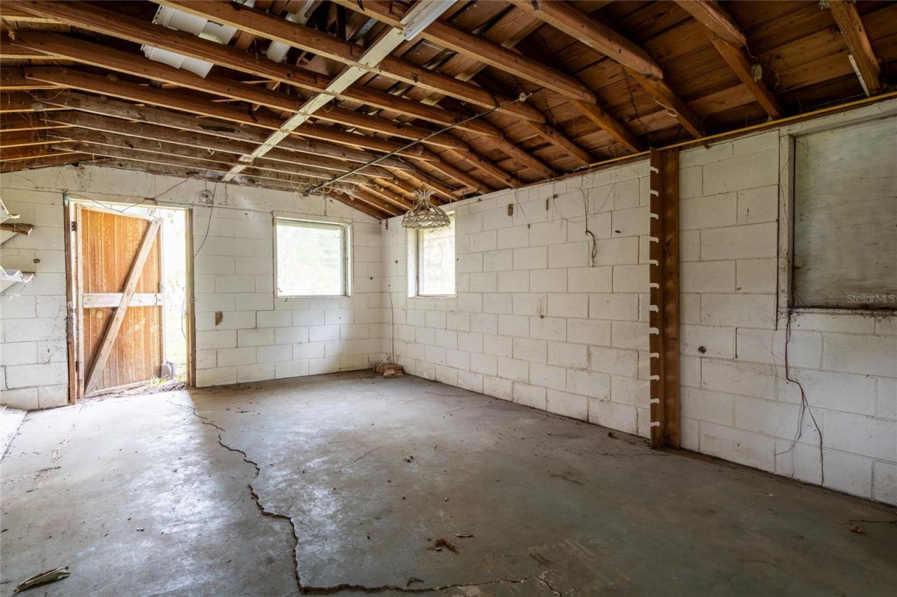 5560 Park Avenue, De Leon Springs, FL 32130 Photo