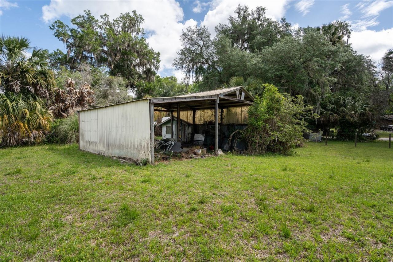 5560 Park Avenue, De Leon Springs, FL 32130 Photo