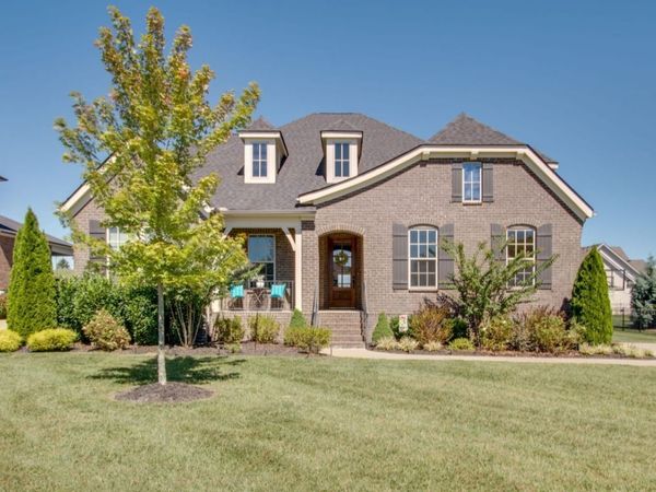 3584 Robbins Nest Rd , Thompsons Station, TN 37179