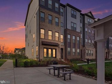 46037 WOODPECKER SQUARE, STERLING, VA 20165