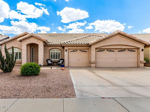8775 W KATHLEEN Road, Peoria, AZ 85382