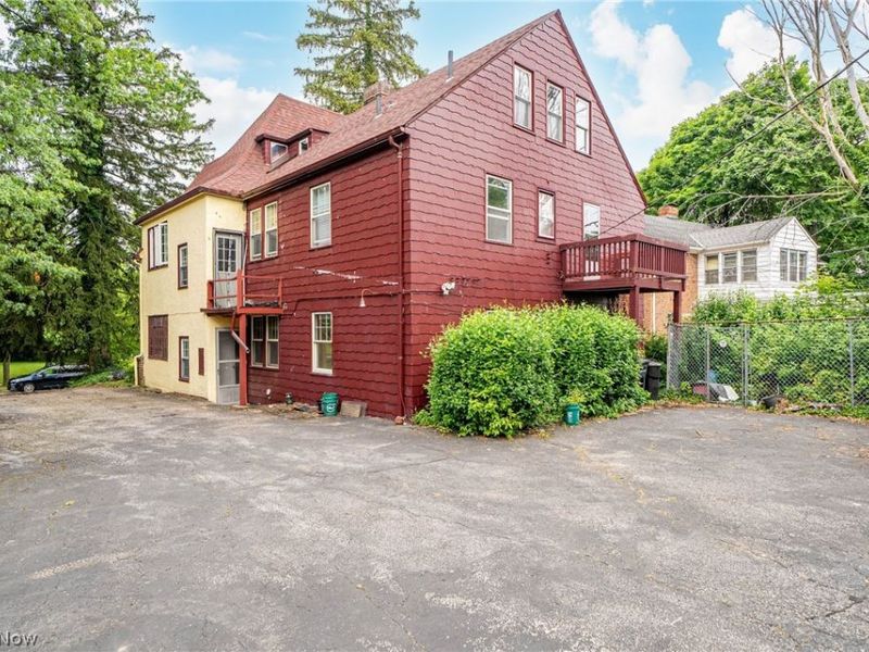 18313 Newell Road , Shaker Heights, OH 44122 Photo 15