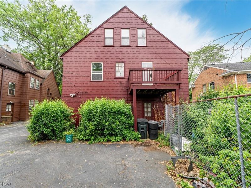 18313 Newell Road , Shaker Heights, OH 44122 Photo 16