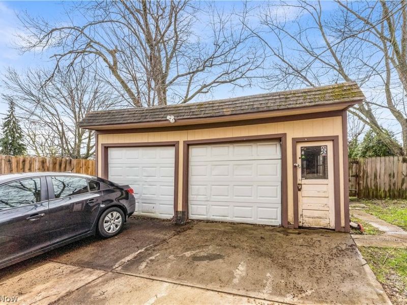 2225 Oak Park Avenue , Unit 2227/UP, Cleveland, OH 44109 Photo 32