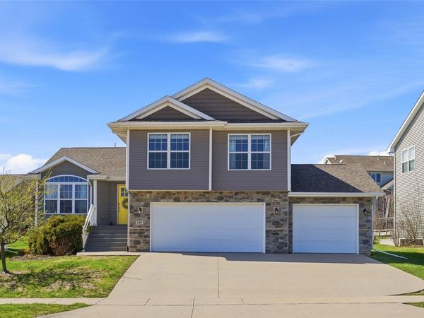 249 Arlington Drive , Iowa City, IA 52245