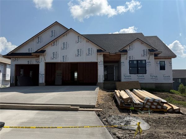 80 S Seven Oaks Road, North Liberty, IA 52317