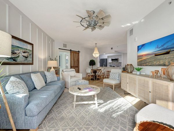 875 NW Flagler Avenue, Unit 404, Stuart, FL 34994