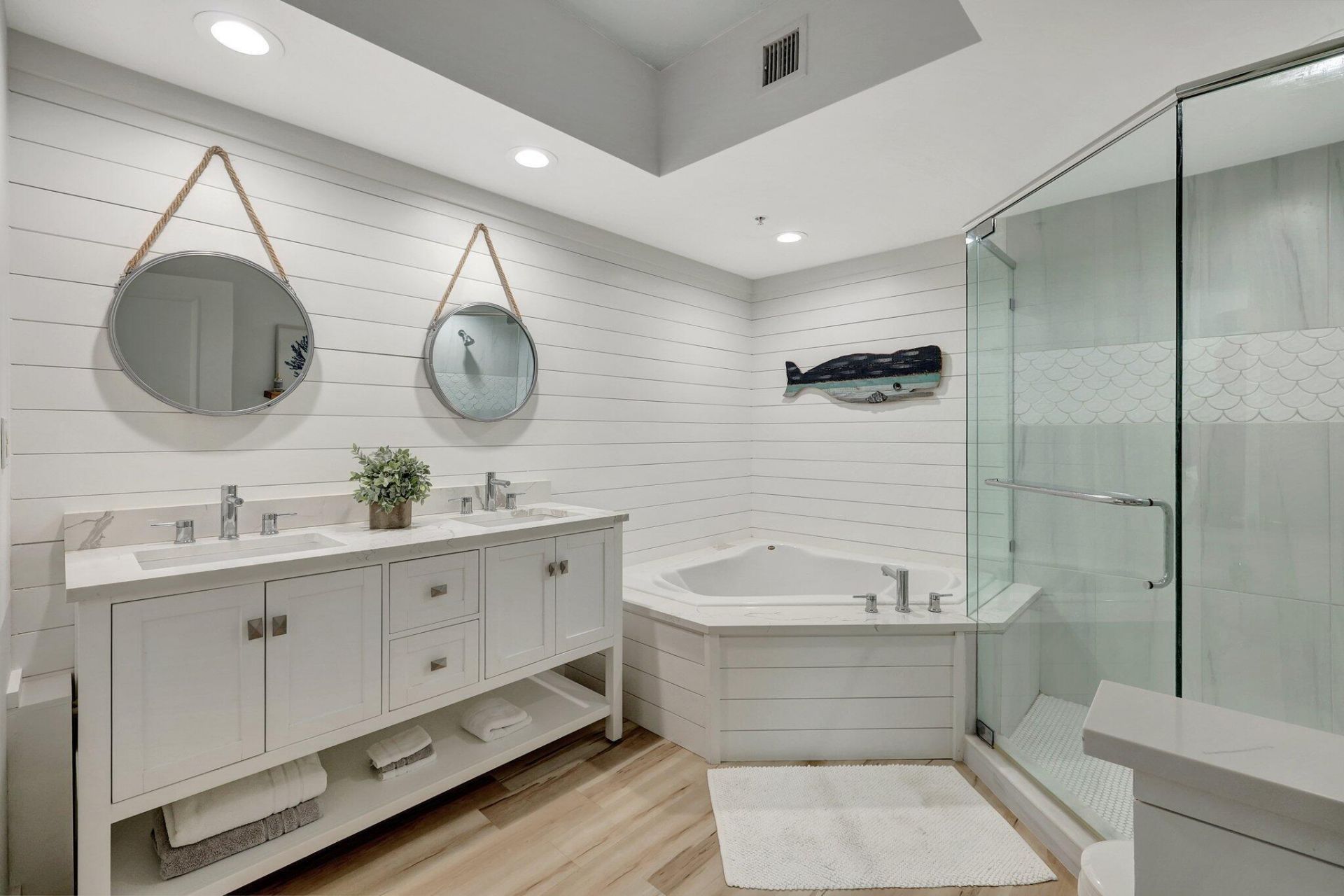 875 NW Flagler Avenue, Unit 404, Stuart, FL 34994 Photo