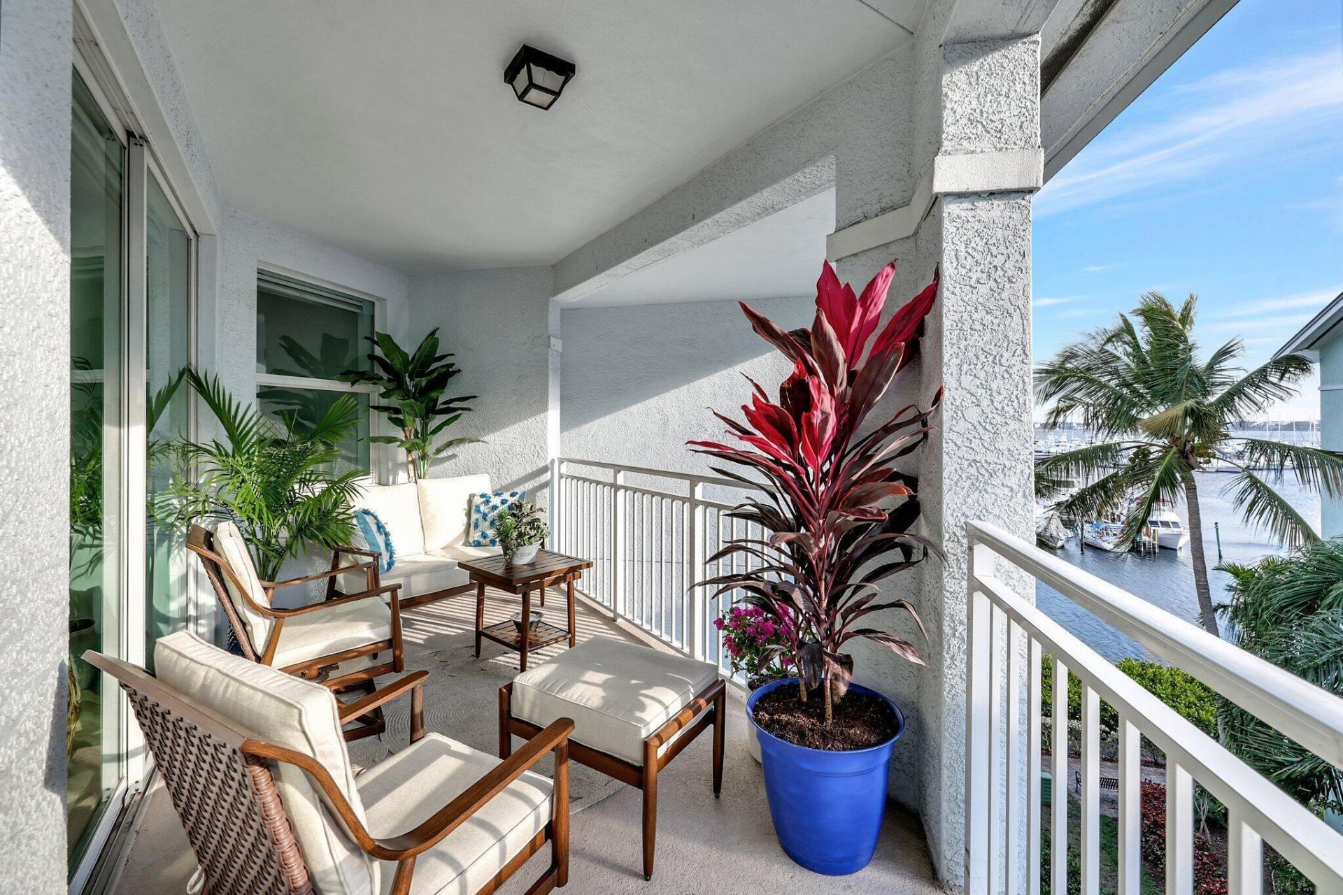 875 NW Flagler Avenue, Unit 404, Stuart, FL 34994 Photo