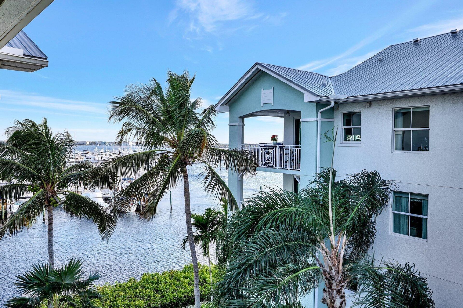 875 NW Flagler Avenue, Unit 404, Stuart, FL 34994 Photo