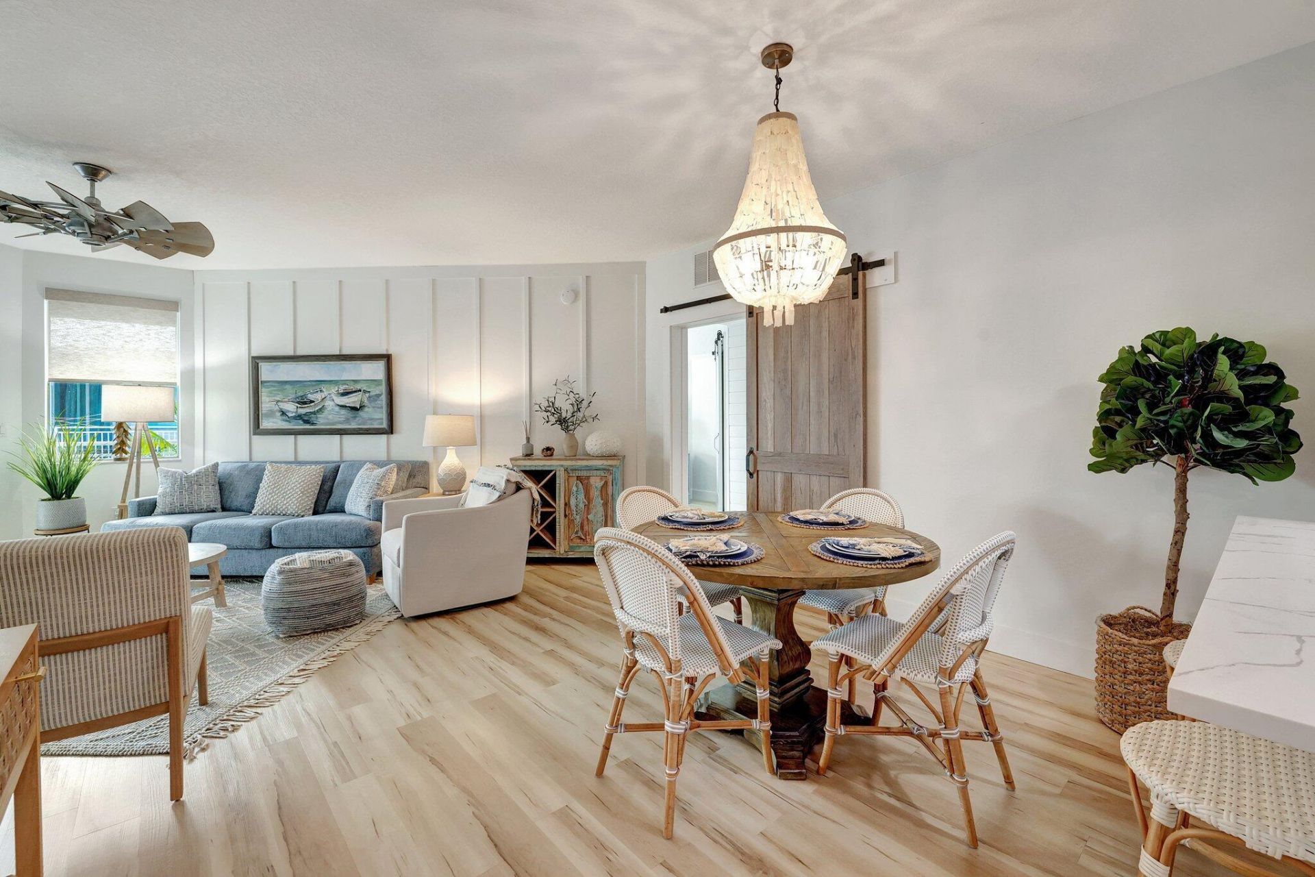 875 NW Flagler Avenue, Unit 404, Stuart, FL 34994 Photo