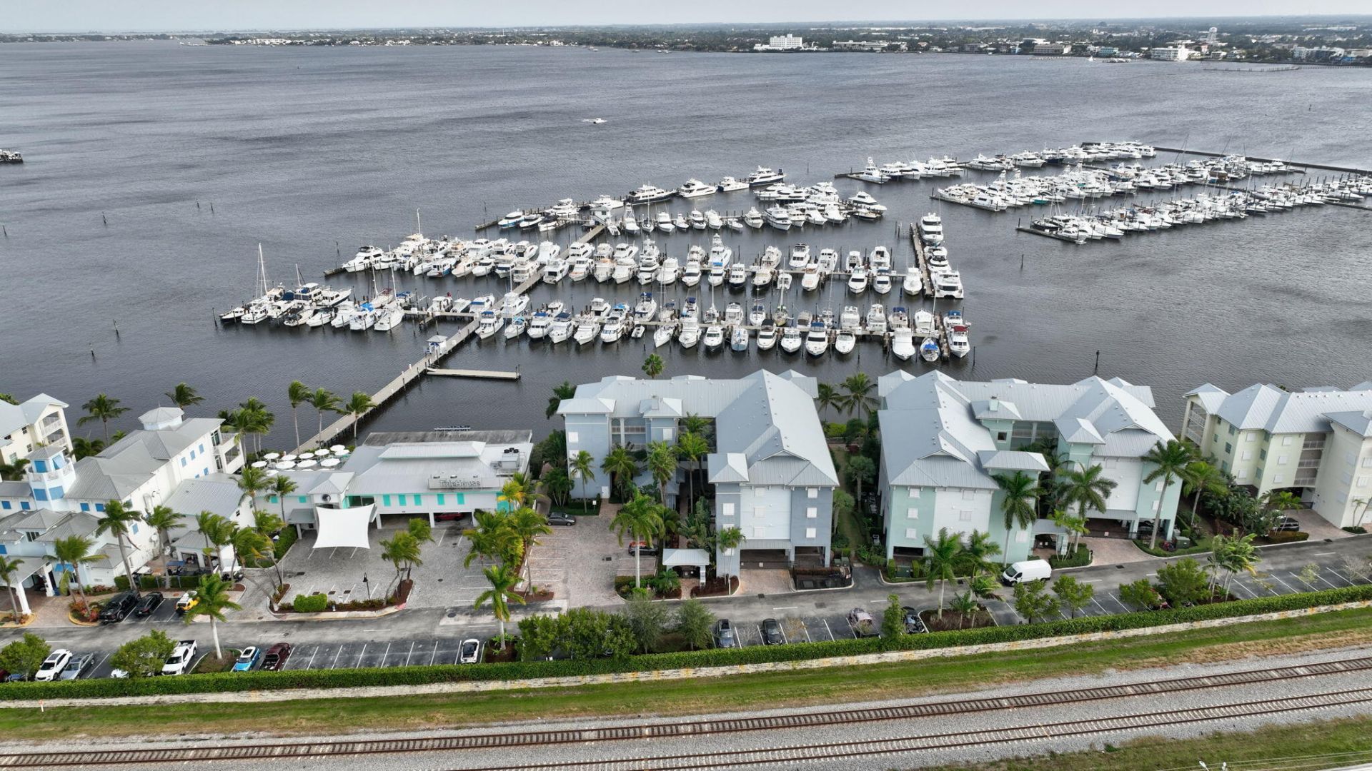 875 NW Flagler Avenue, Unit 404, Stuart, FL 34994 Photo