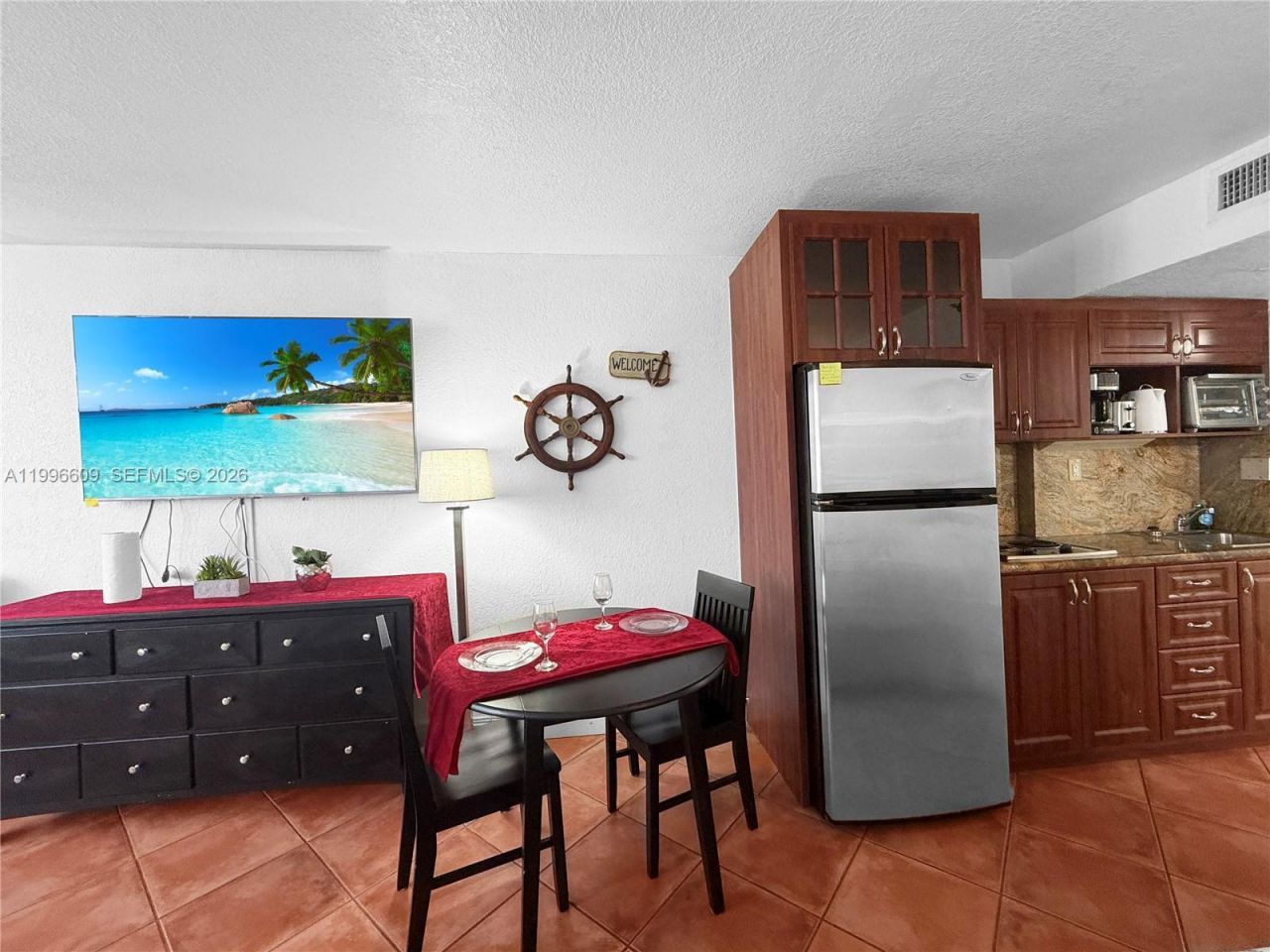 19201 Collins Ave , Unit 623, Sunny Isles Beach, FL 33160 Photo