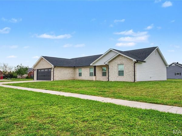1132 Pollard Plaza , Sikeston, MO 63801