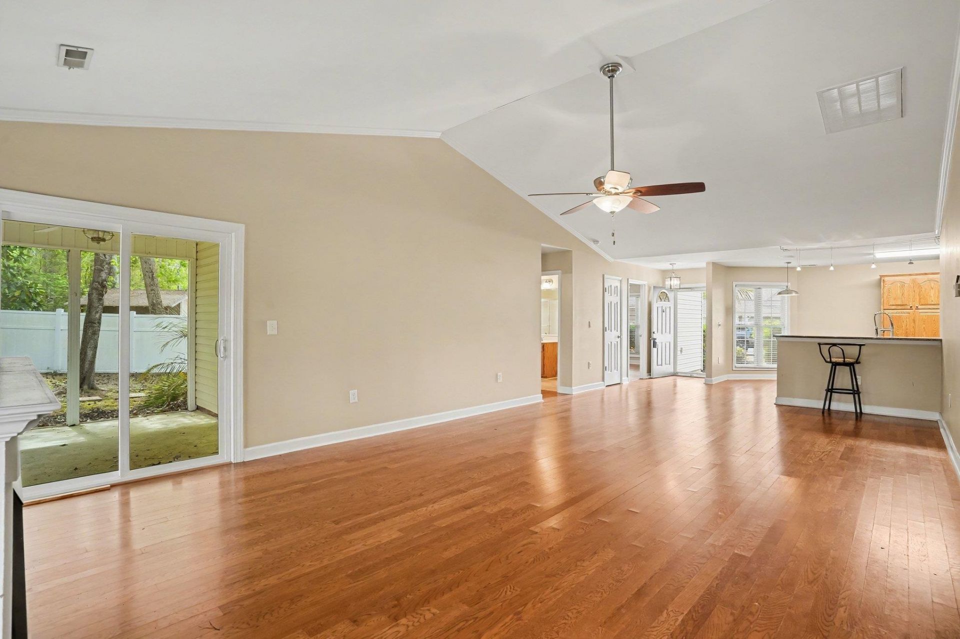 396 Nature Trail Dr.  Photo 6