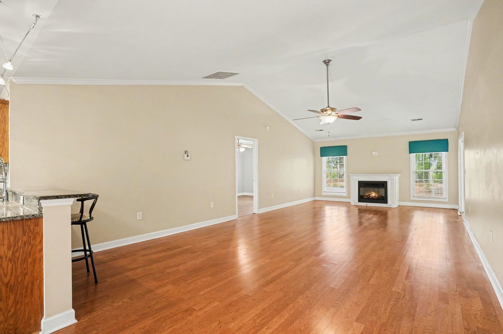 396 Nature Trail Dr.  Photo 7