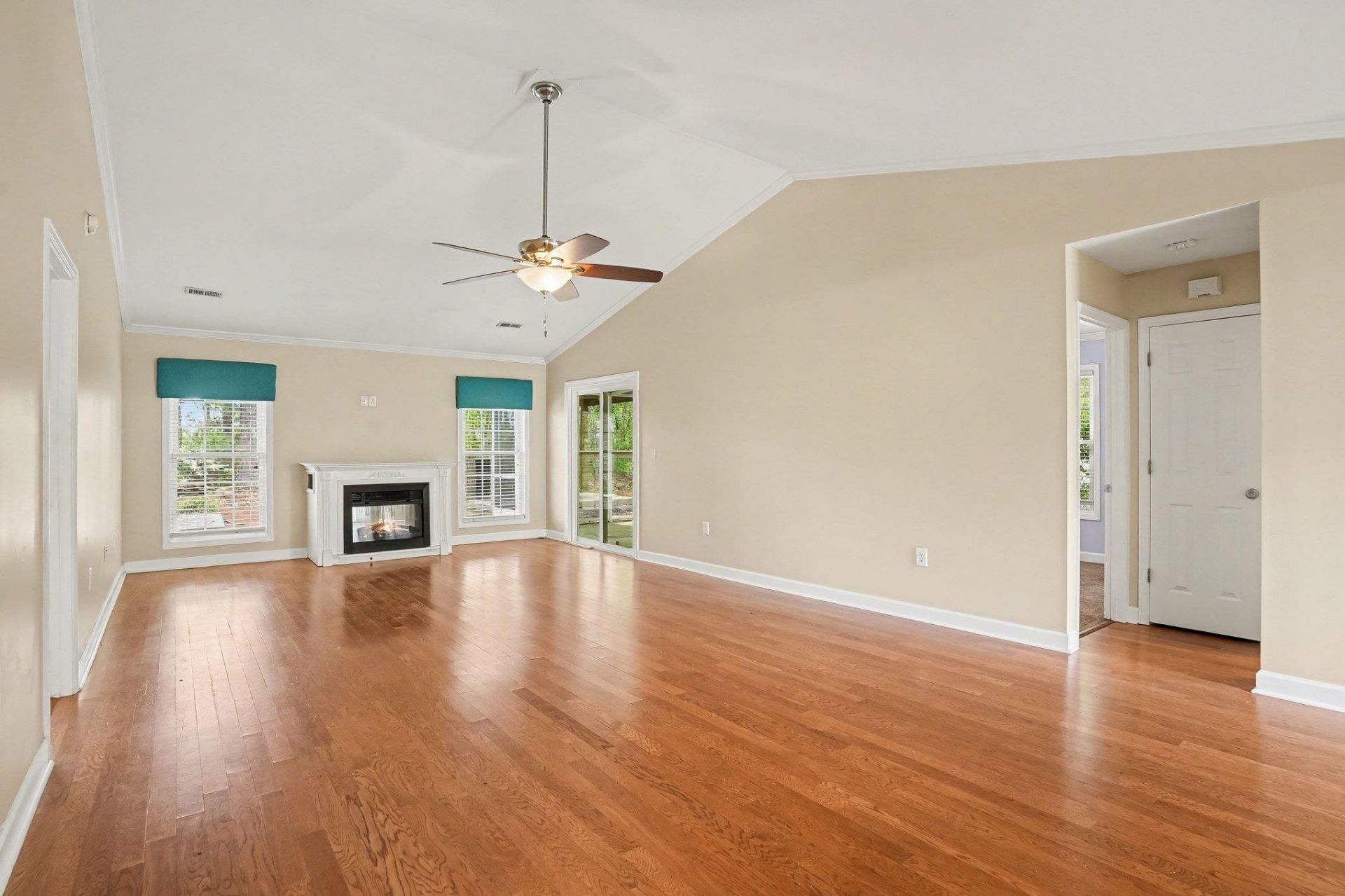 396 Nature Trail Dr.  Photo 8