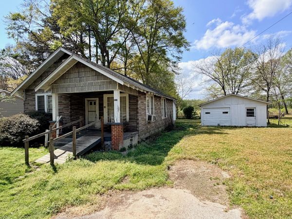 326 S Canal St., Tupelo, MS 38804