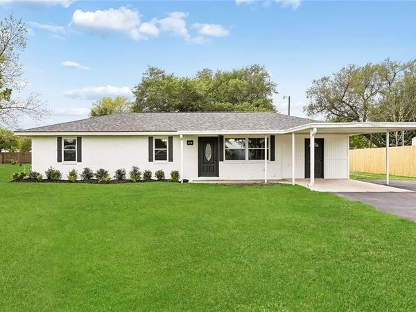 210 MARK Drive, Des Allemands, LA 70030