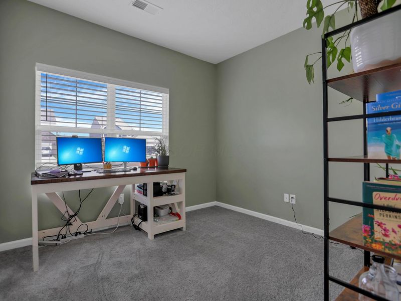 414 Quincy Circle, London, OH 43140 Photo 17