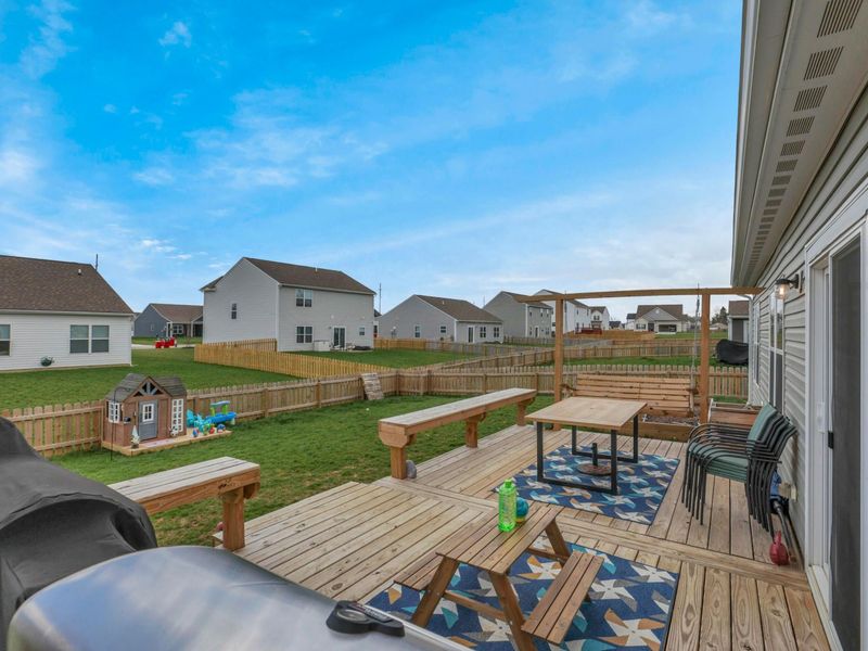 414 Quincy Circle, London, OH 43140 Photo 35