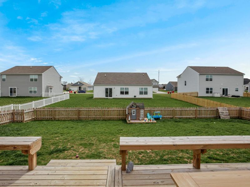 414 Quincy Circle, London, OH 43140 Photo 36