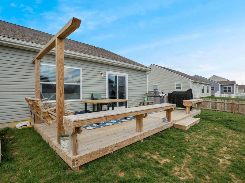 414 Quincy Circle, London, OH 43140 Photo 37