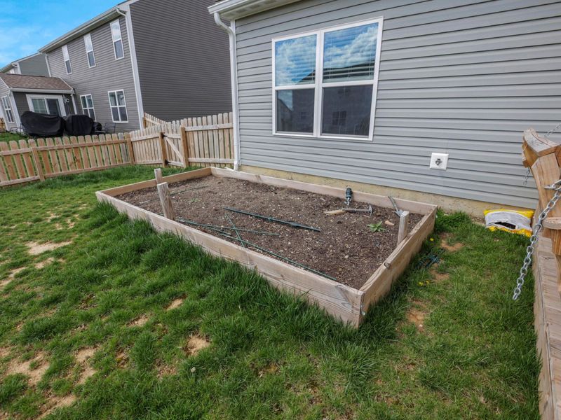 414 Quincy Circle, London, OH 43140 Photo 39