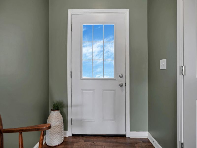 414 Quincy Circle, London, OH 43140 Photo 4