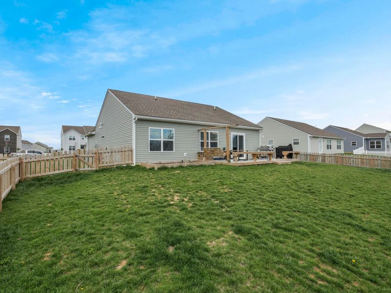 414 Quincy Circle, London, OH 43140 Photo 43