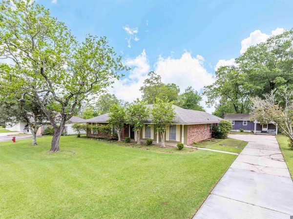 705 Dawes Dr, Unit #11395 ROS, Livingston, LA 70726