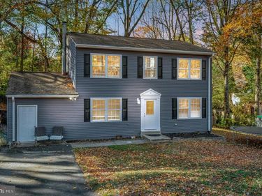 11 CHERRY LAUREL DRIVE, FREDERICKSBURG, VA 22405