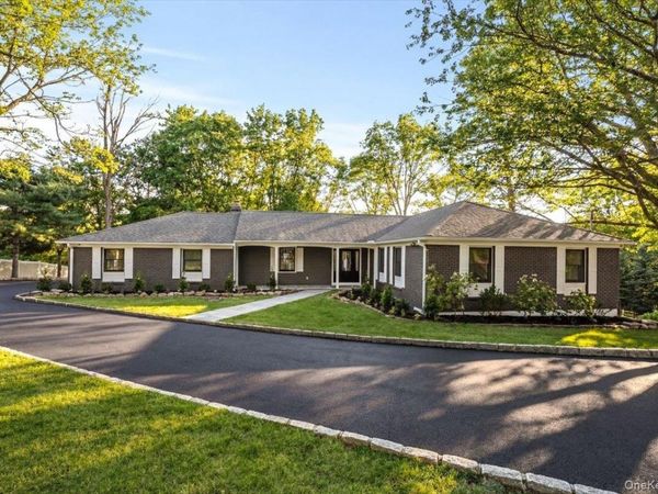 11 Skyview Drive, Armonk, NY 10504